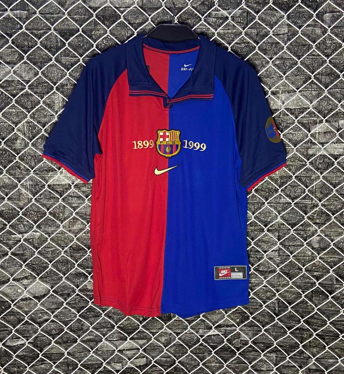 Barcelona 99/00 home jersey