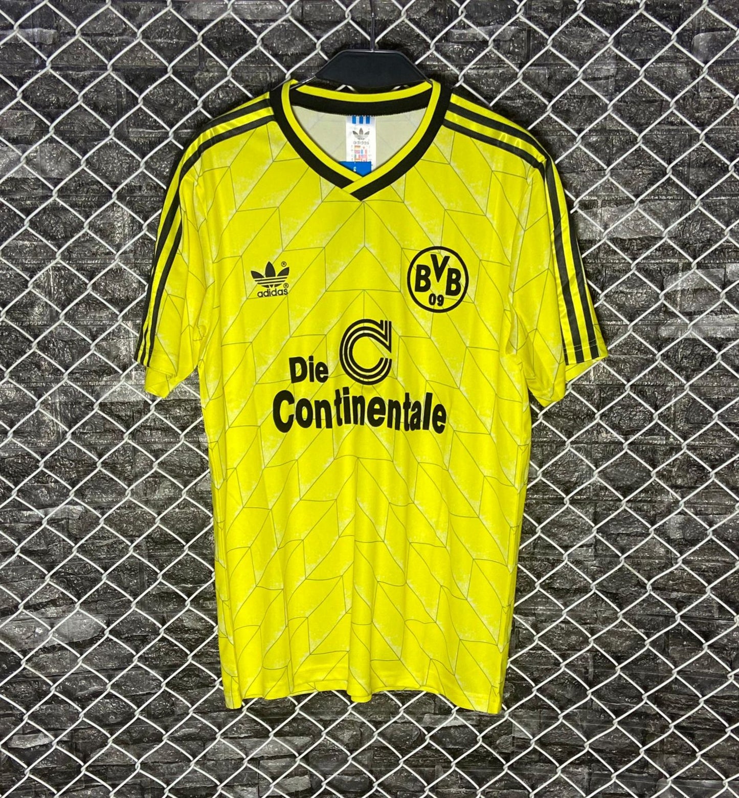Dortmund 88/89 home jersey