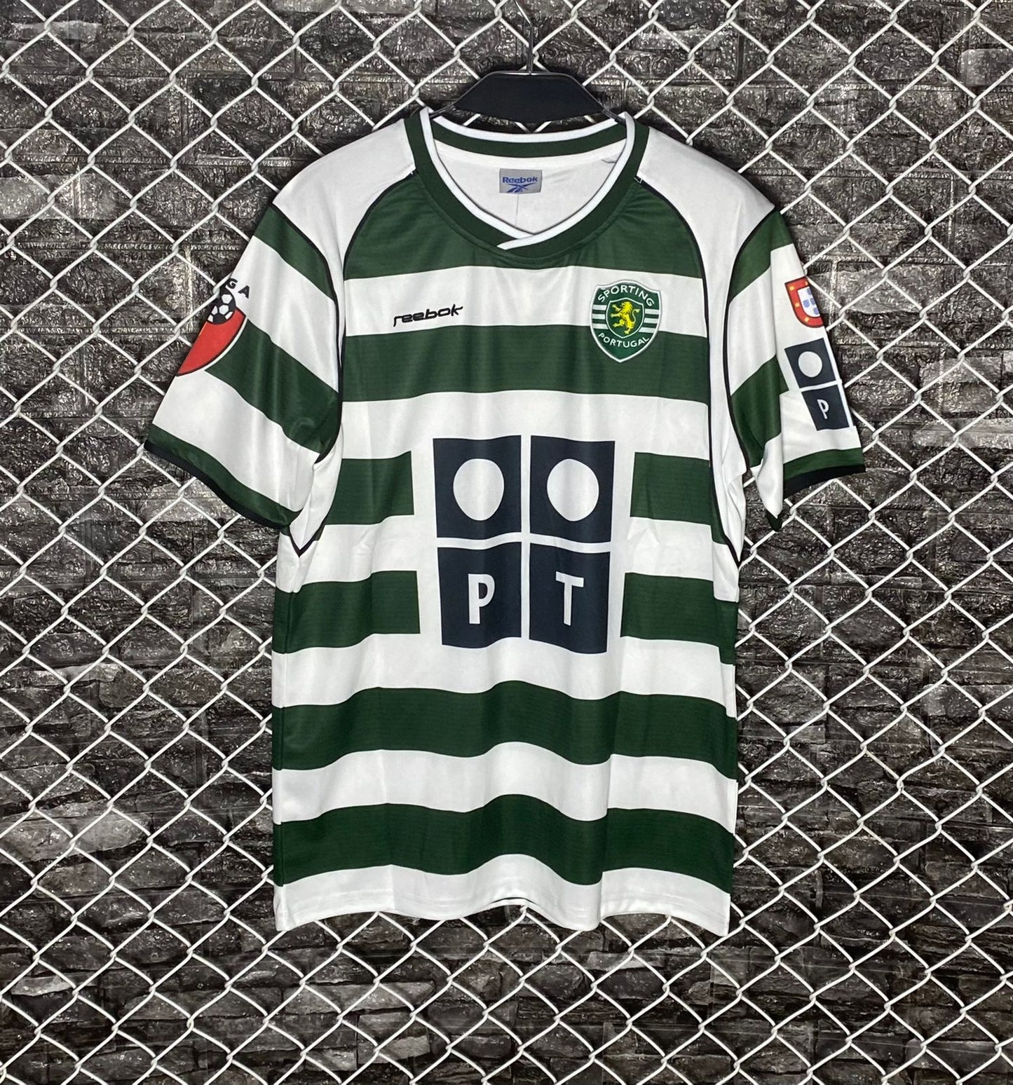 Sporting Lisbon 02/03 home jersey
