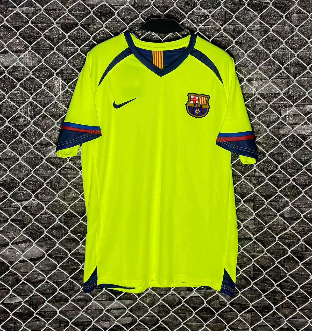 Barcelona 05/06 away jersey