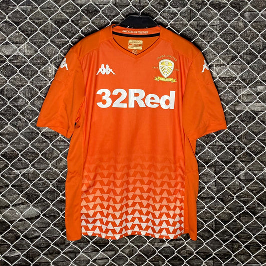 Leeds United 19/20 away jersey